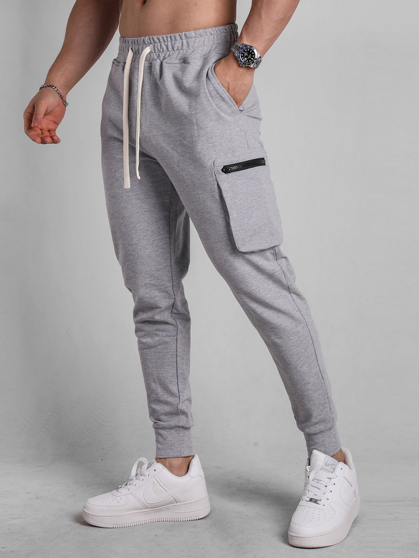 Muscle Fit Jogging Pants