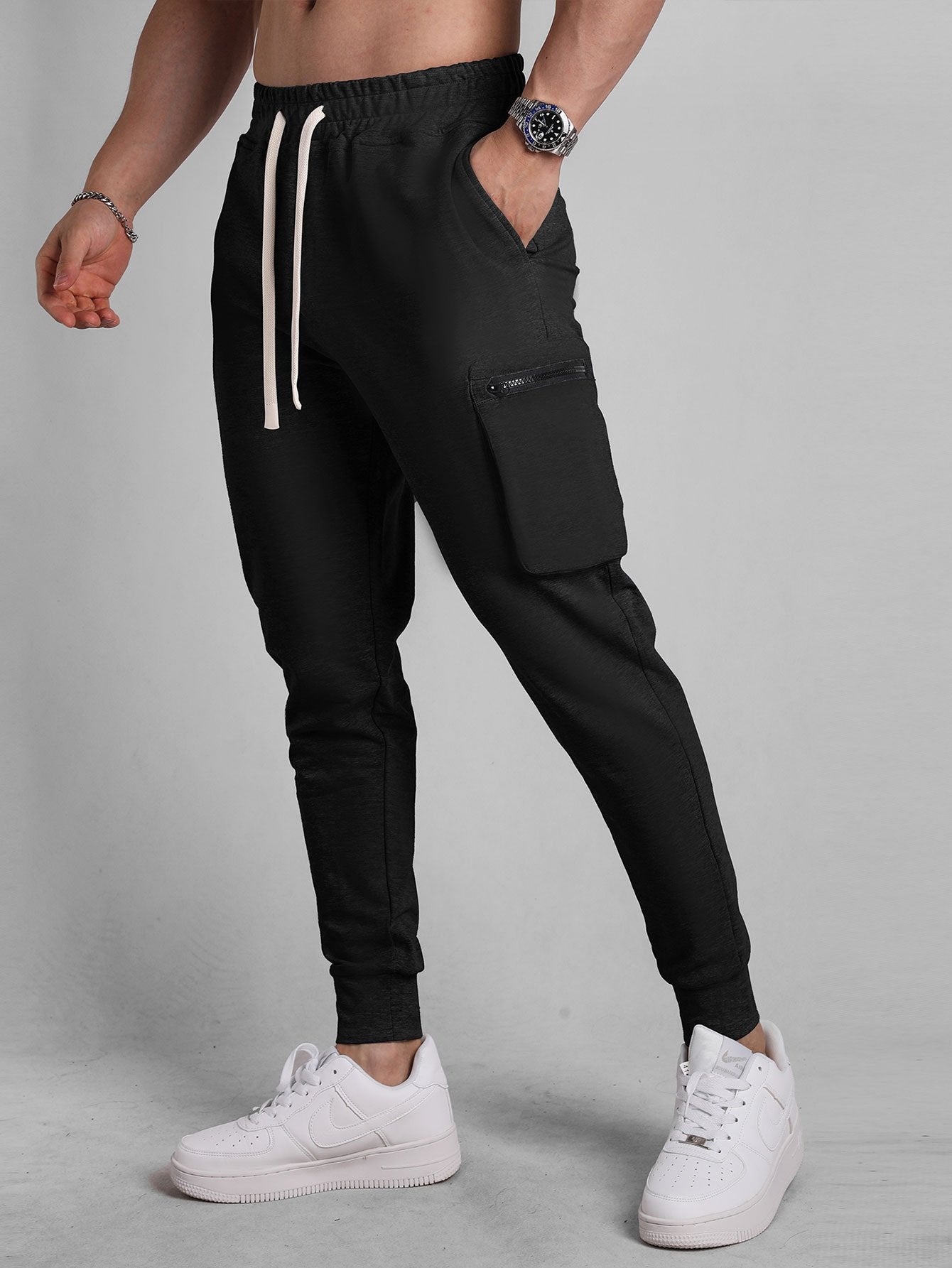 Muscle Fit Jogging Pants