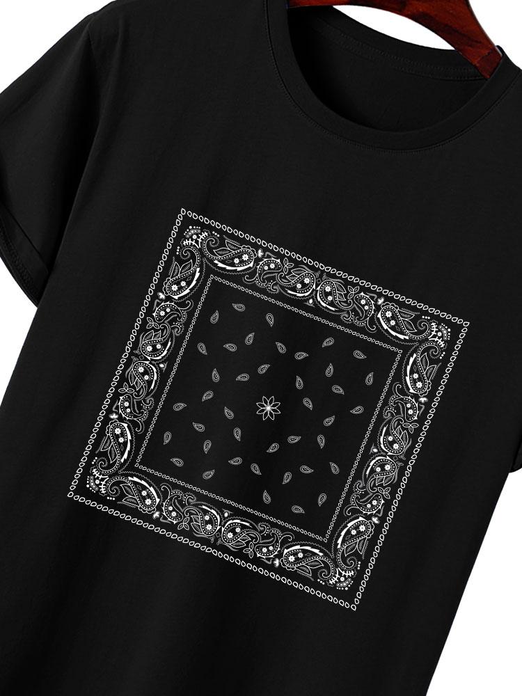 Paisley Bandana Pattern T-Shirt