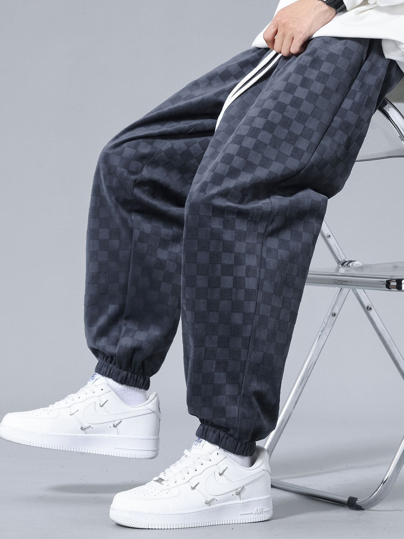 Checkerboard Jogging Pants